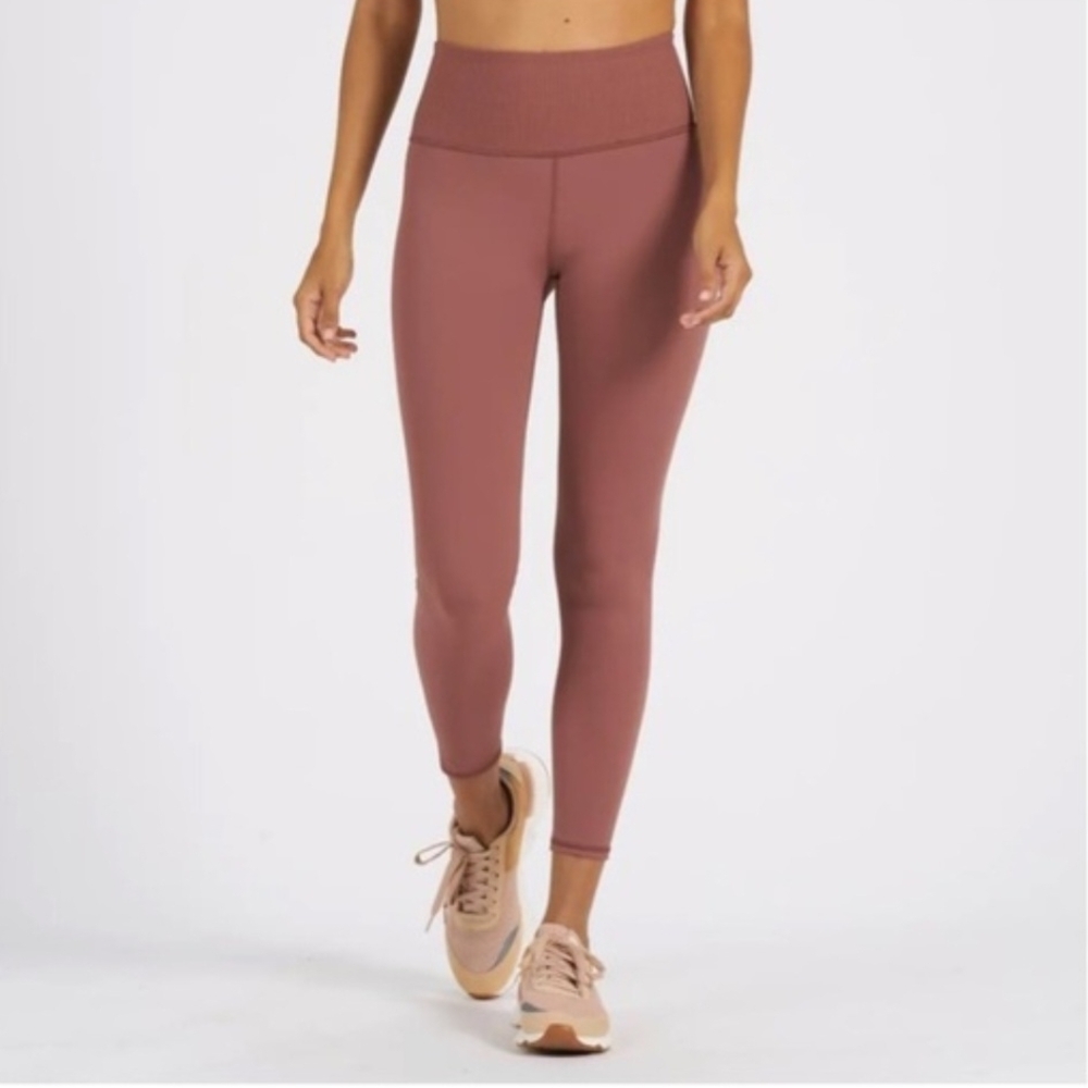Vuori Women's Dusty Rose Leggings